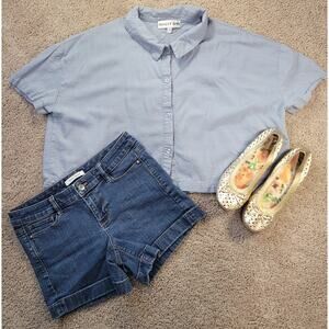 White House Black Market Blanc Dark Wash Denim Shorts Wave Pocket 2